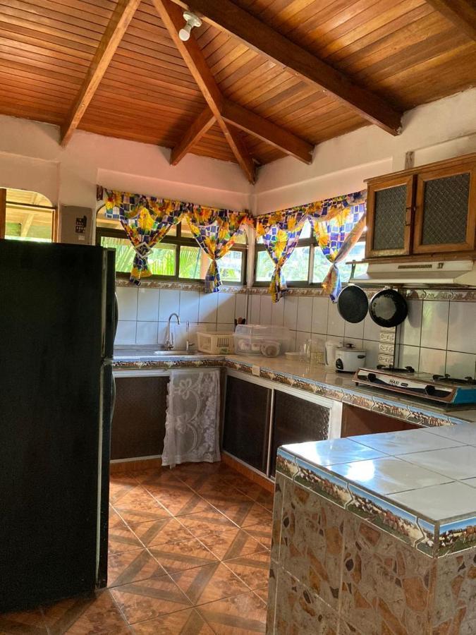 Betania House Apartment Drakes Bay Екстериор снимка